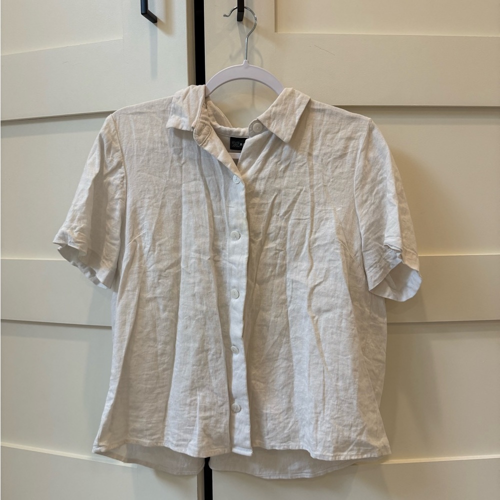 White Button-Up Short Sleeve Shirt